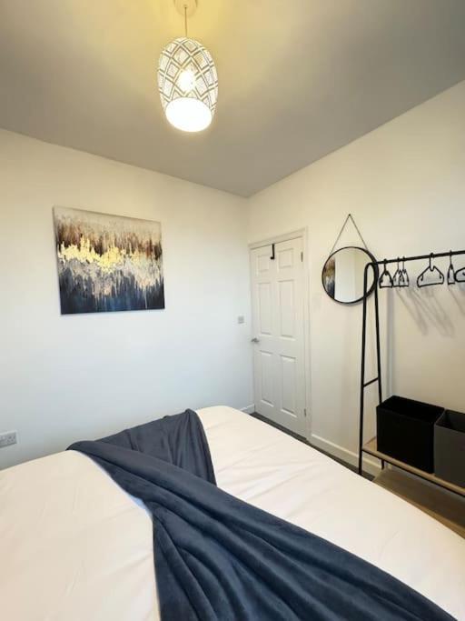 Cosy Home In Barnsley Centre Exterior foto